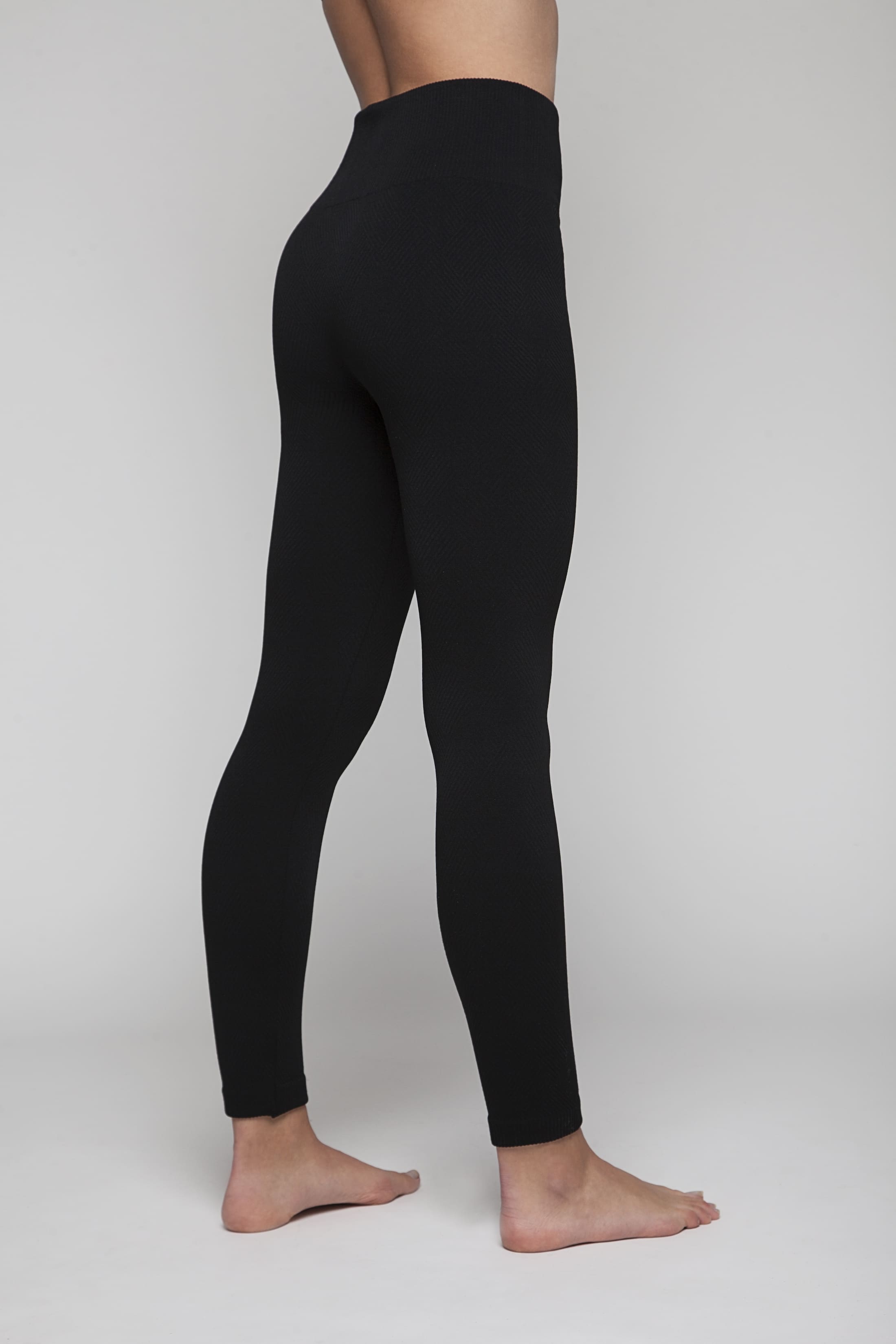 Black extra-soft leggings (structured)