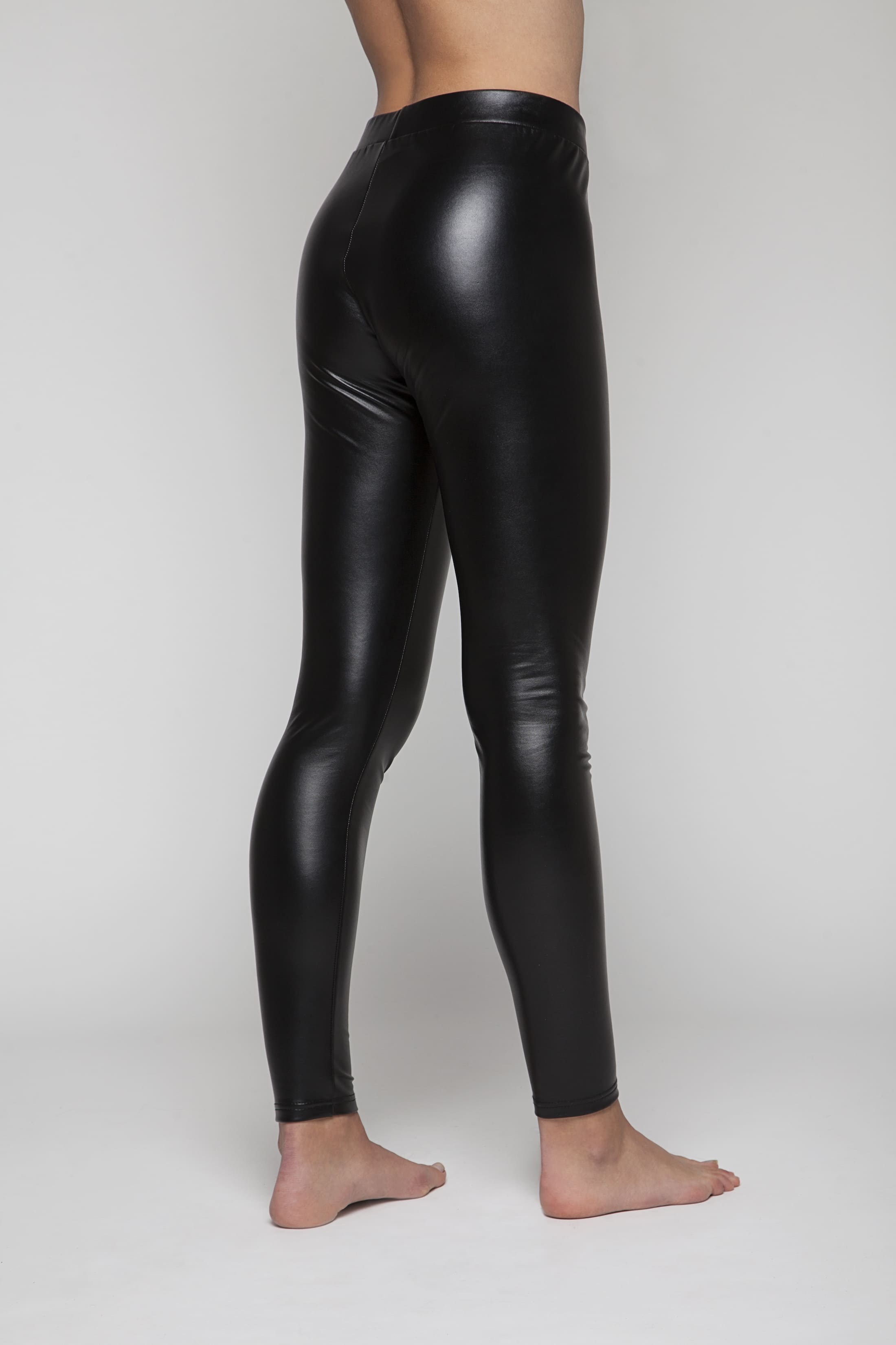 Black faux leather stretch leggings