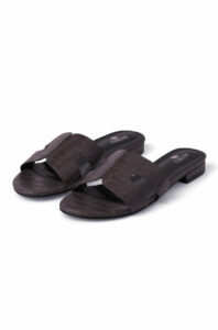 Flotte sandaler i varm grå farve