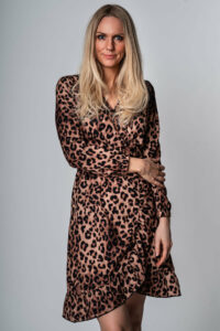 Fantastisk kjole i leopard look